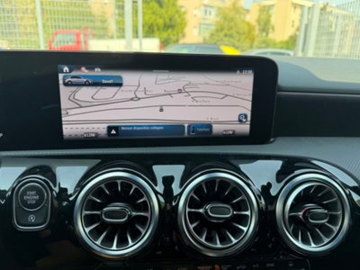 Mercedes-Benz Classe A AMG 35 AMG Line Premium Plus 4matic auto (15)