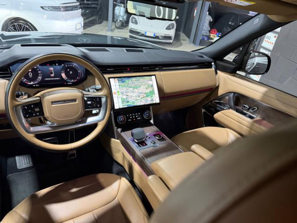 Land Rover Range Rover Sport 4.4 V8 HSE (10)
