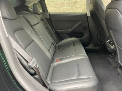Tesla Model Y Performance Dual Motor awd (20)