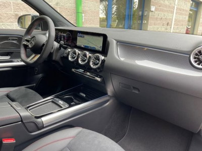 Mercedes-Benz GLA SUV 180 d Automatic Premium (12)