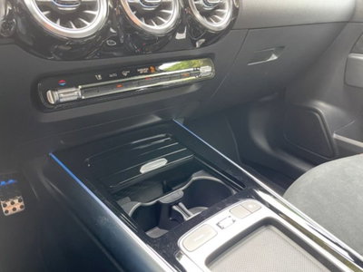 Mercedes-Benz GLA SUV 180 d Automatic Premium (16)