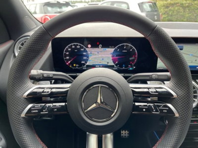 Mercedes-Benz GLA SUV 180 d Automatic Premium (6)