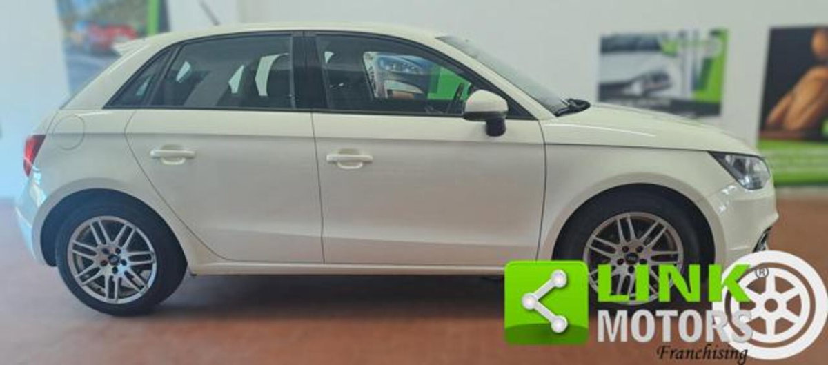 Audi A1 Sportback 1.6 TDI S tronic S line edition plus (4)