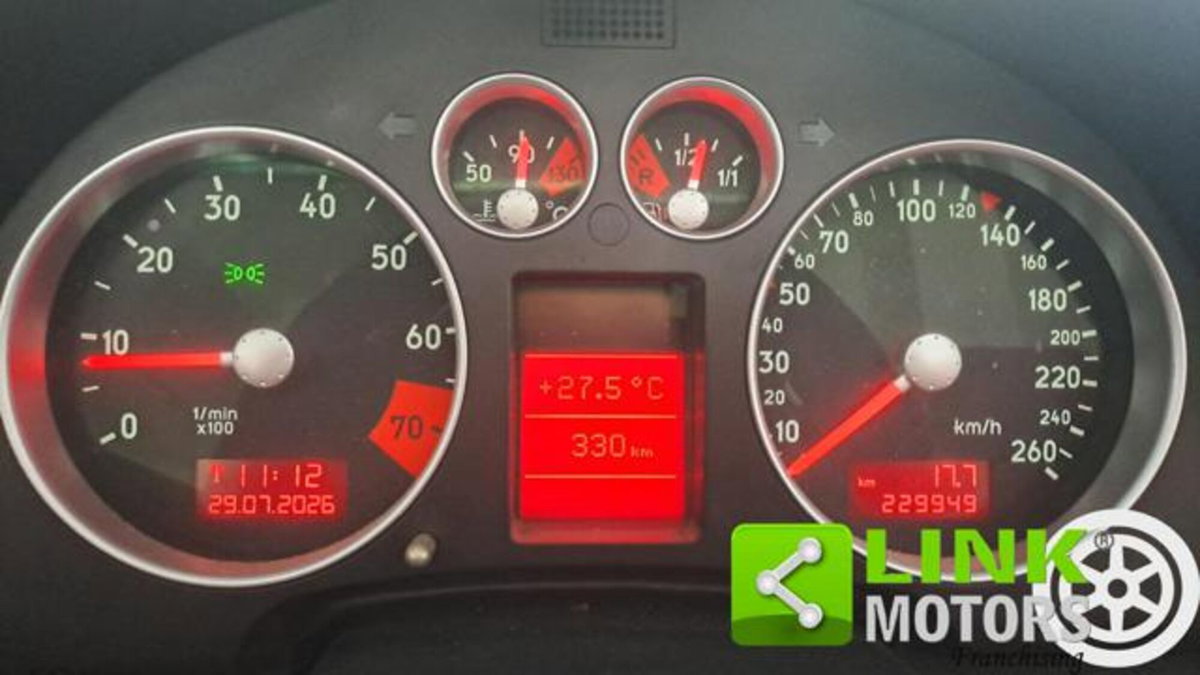 Audi TT Cabrio 1.8 T 20V 225 CV cat quattro (10)