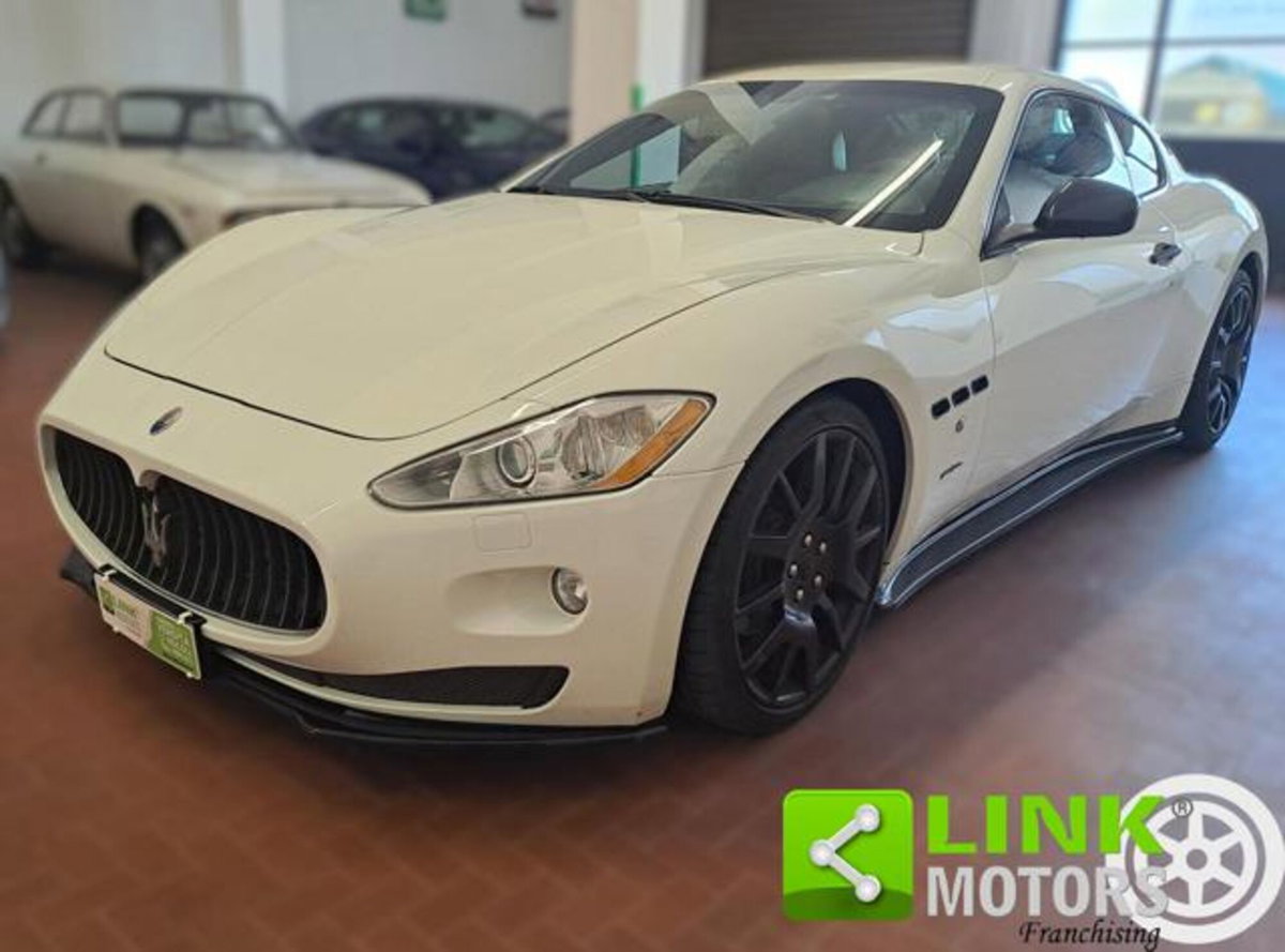 Maserati Granturismo GranTurismo 4.2 V8 (4)