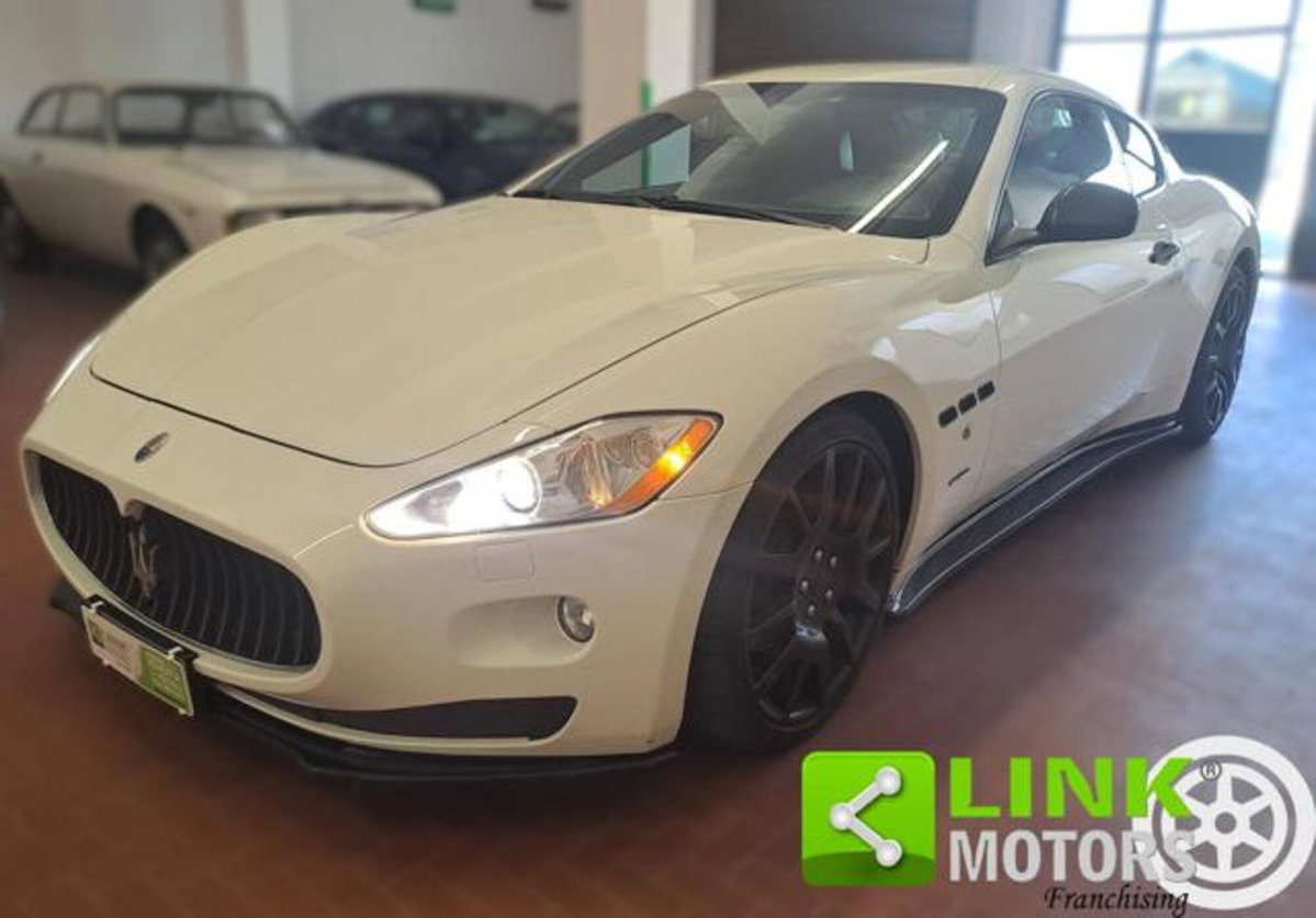 Maserati Granturismo GranTurismo 4.2 V8 (6)