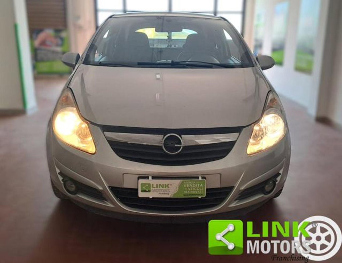 Opel Corsa 1.0 12V 3 porte Enjoy (2)
