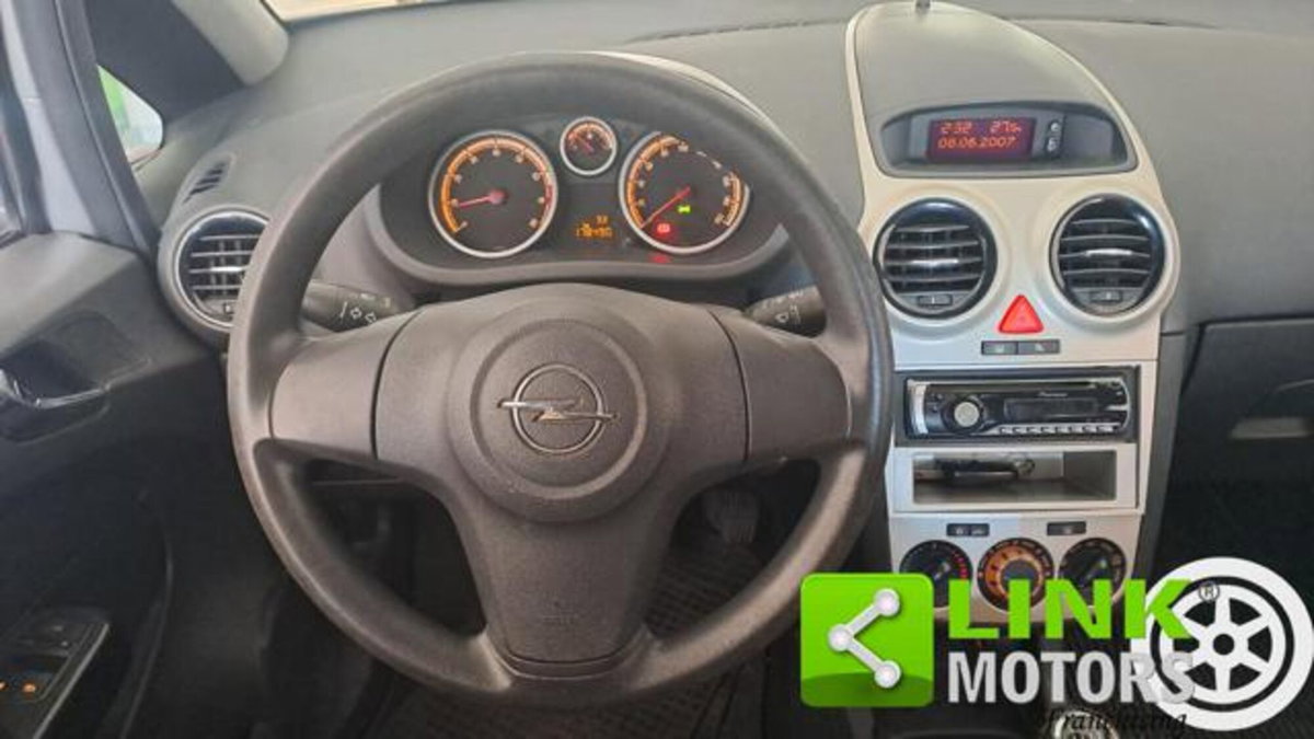 Opel Corsa 1.0 12V 3 porte Enjoy (8)
