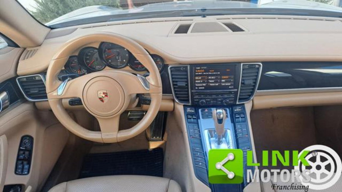 Porsche Panamera 3.6 4 (10)