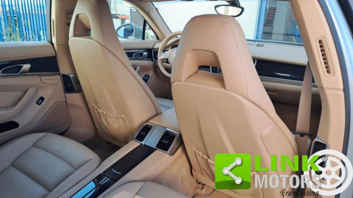 Porsche Panamera 3.6 4 (14)