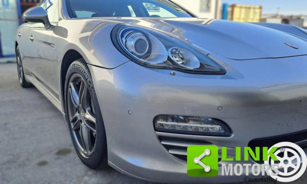 Porsche Panamera 3.6 4 (9)