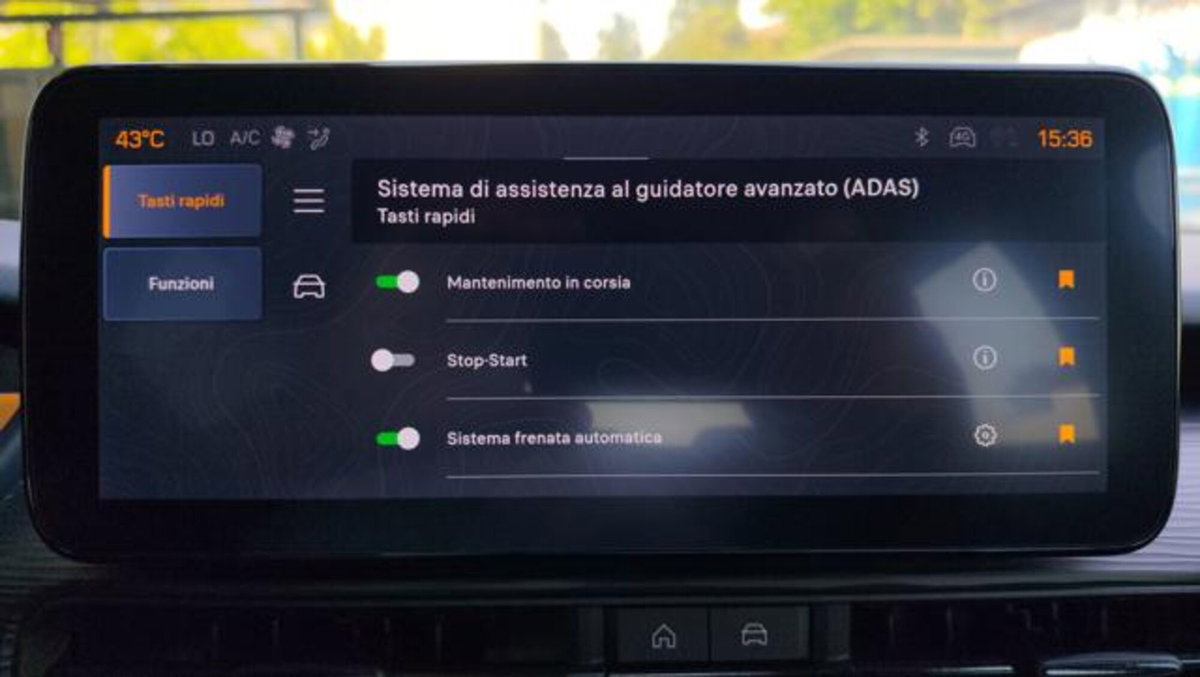 Jeep Avenger 1.2 turbo Altitude fwd 100cv (17)