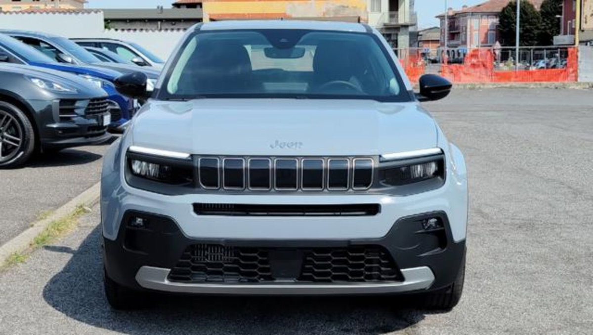 Jeep Avenger 1.2 turbo Altitude fwd 100cv (2)