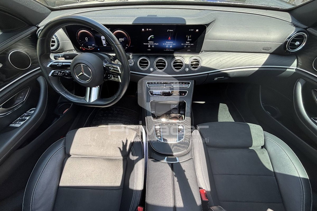 Mercedes-Benz Classe E 220 d 4Matic Auto Sport (9)