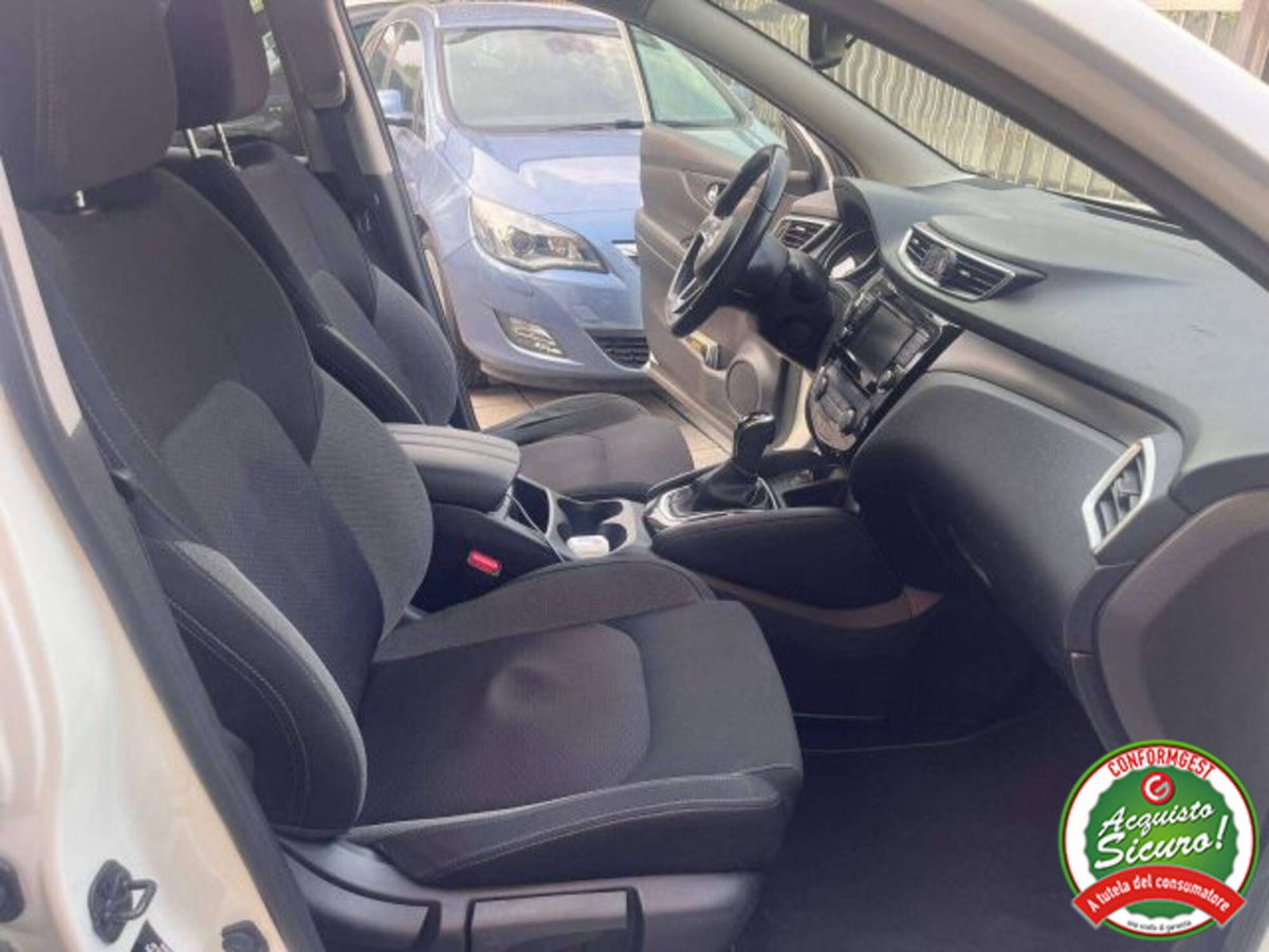 Nissan Qashqai 1.7 dCi 150 CV 4WD Tekna (5)
