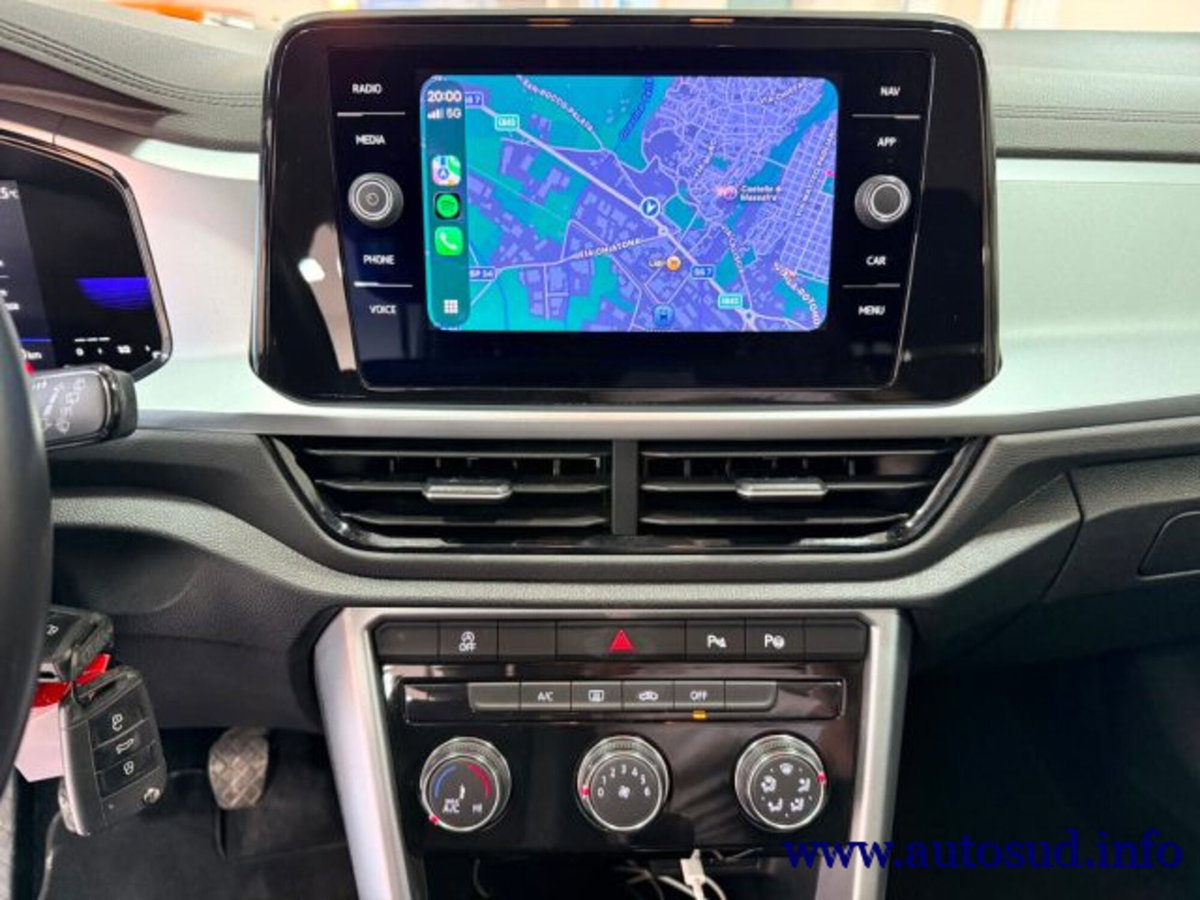 Volkswagen T-Roc 2.0 tdi Life 115cv (14)