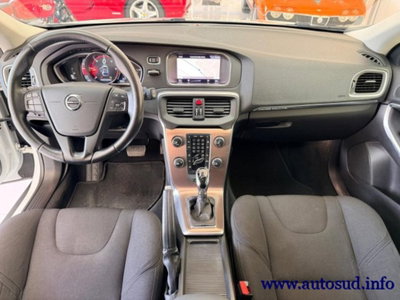 Volvo V40 Cross Country D2 Geartronic (15)