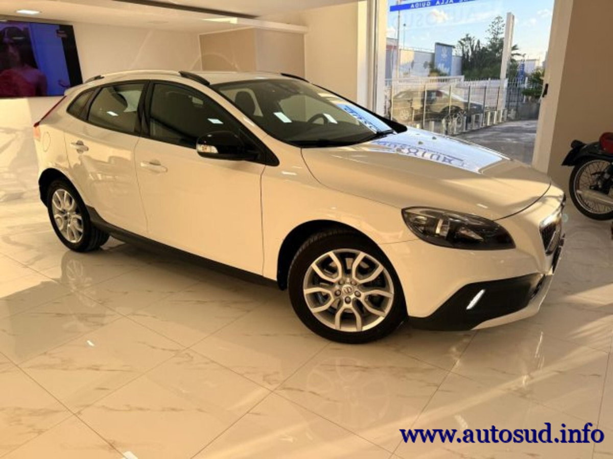 Volvo V40 Cross Country D2 Geartronic (8)
