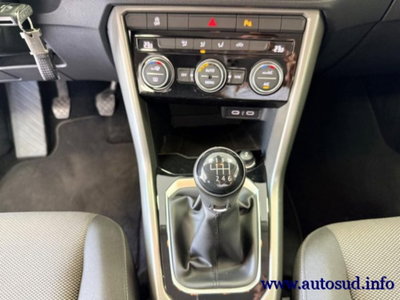 Volkswagen T-Roc 2.0 tdi Life 115cv (14)