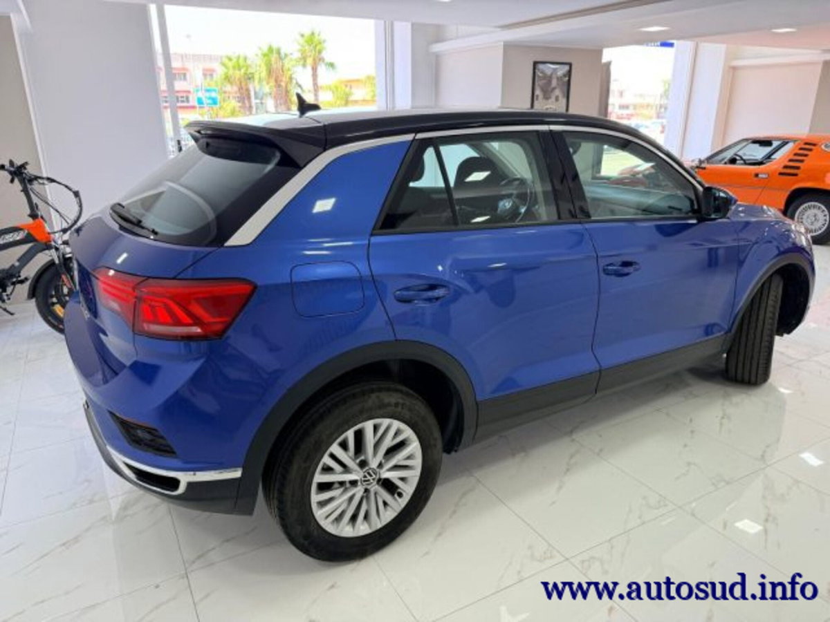 Volkswagen T-Roc 2.0 tdi Life 115cv (6)