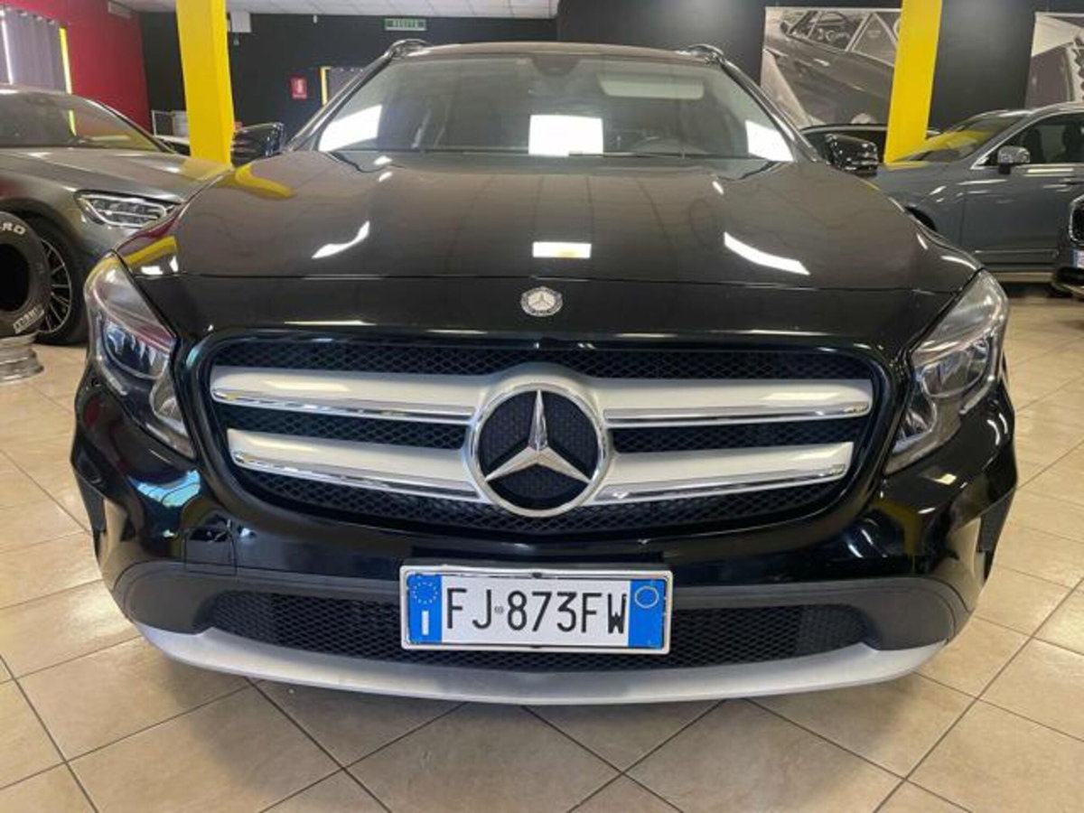 Mercedes-Benz GLA SUV 180 d Automatic Executive (3)