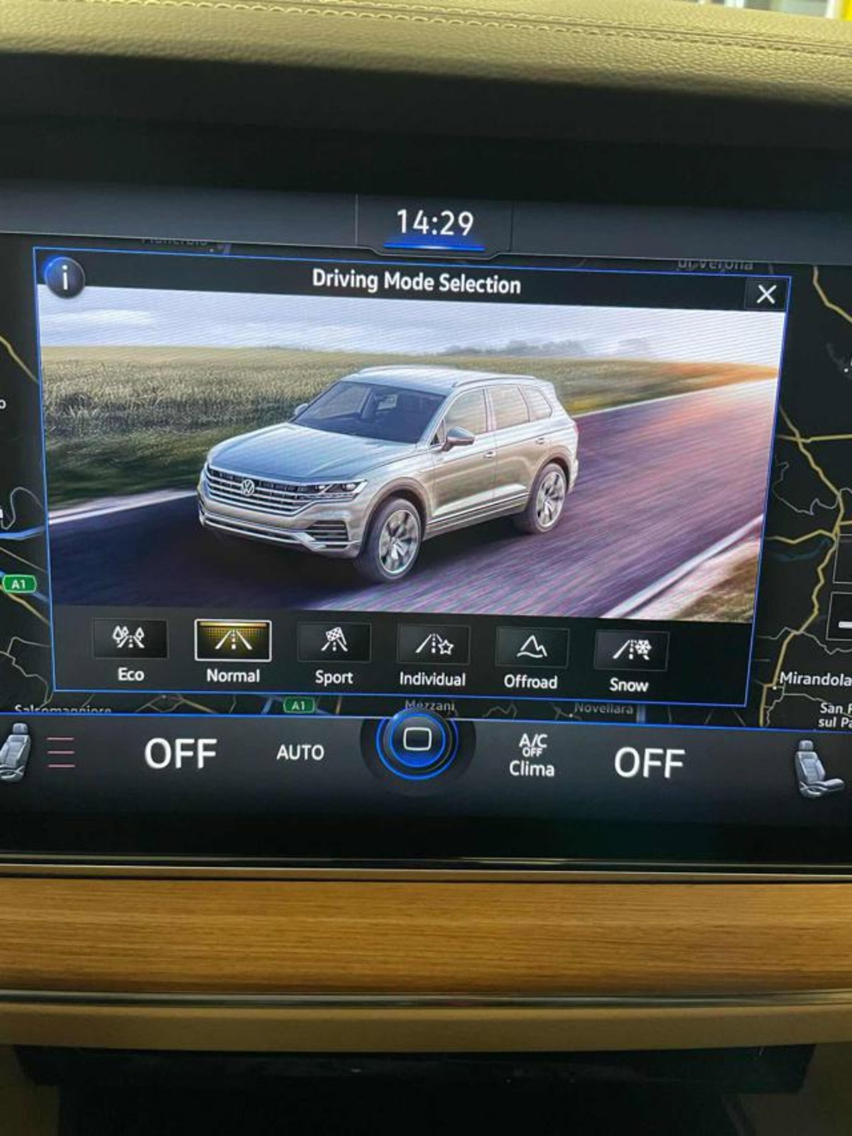 Volkswagen Touareg 3.0 V6 TDI 286 CV SCR (15)