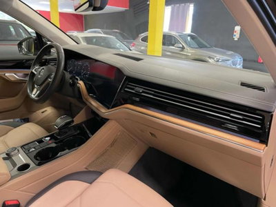 Volkswagen Touareg 3.0 V6 TDI 286 CV SCR (6)