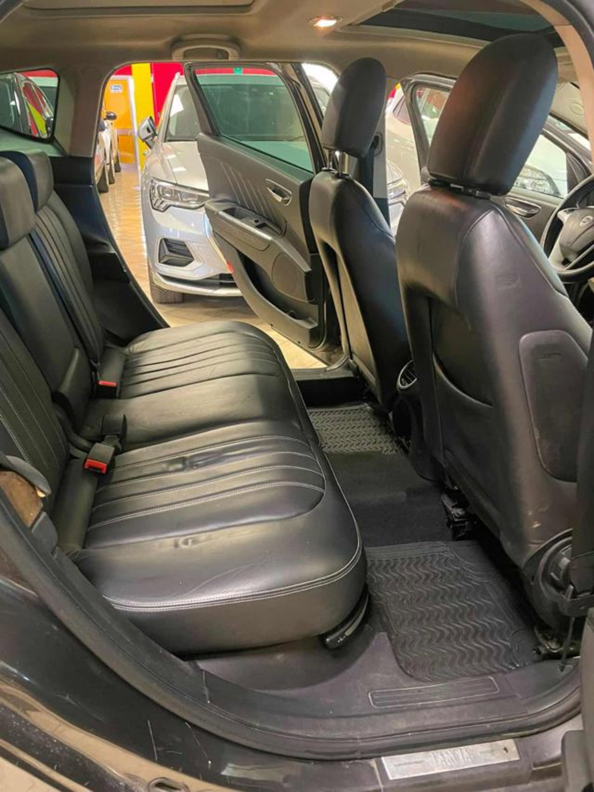 Lancia Delta 2.0 MJT DPF Executive (10)