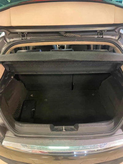 Lancia Delta 2.0 MJT DPF Executive (9)