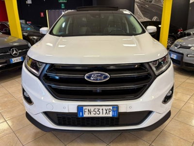 Ford Edge 2.0 TDCI 210 CV AWD S&S Powershift ST Line (2)