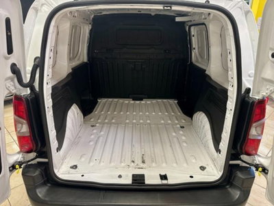 Toyota Proace City City 1.5D 100 CV S&S PC 4p. Ground (6)