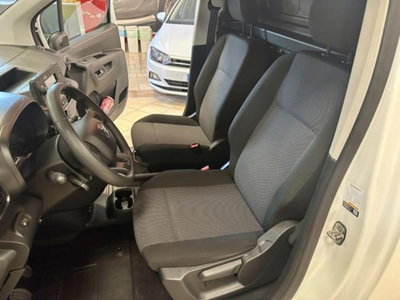 Toyota Proace City City 1.5D 100 CV S&S PC 4p. Active (10)
