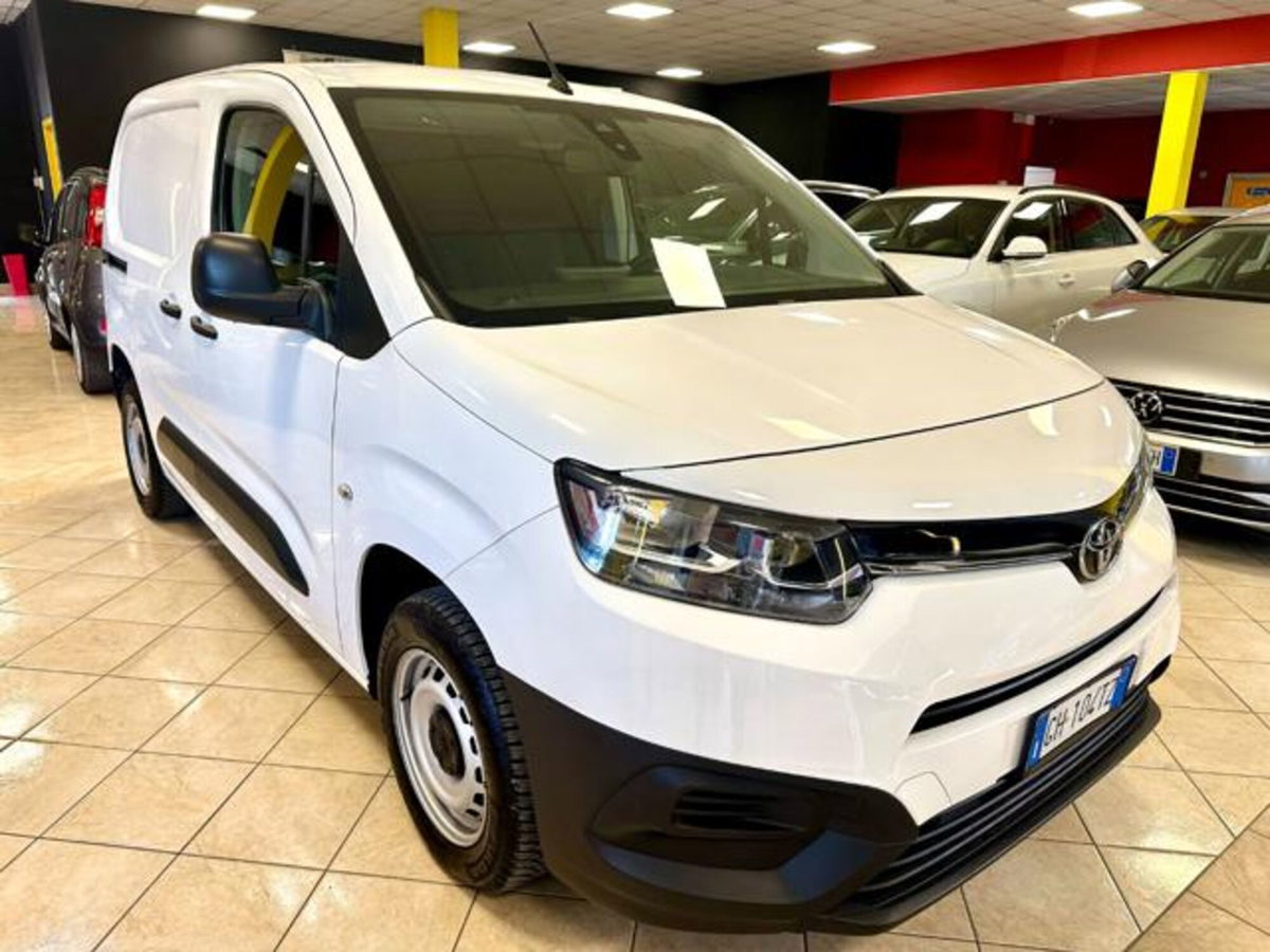 Toyota Proace City City 1.5D 100 CV S&S PC 4p. Active (3)