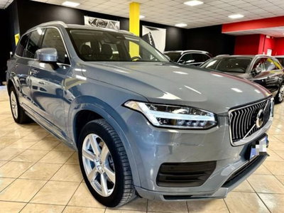 Volvo XC90 D5 AWD Geartronic 7 posti Kinetic (3)