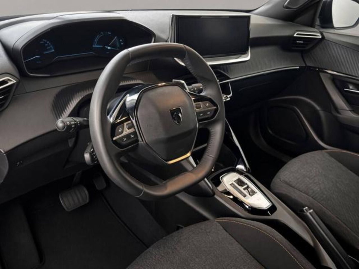 Peugeot 2008 1.2 hybrid Style 145cv e-dcs6 (18)