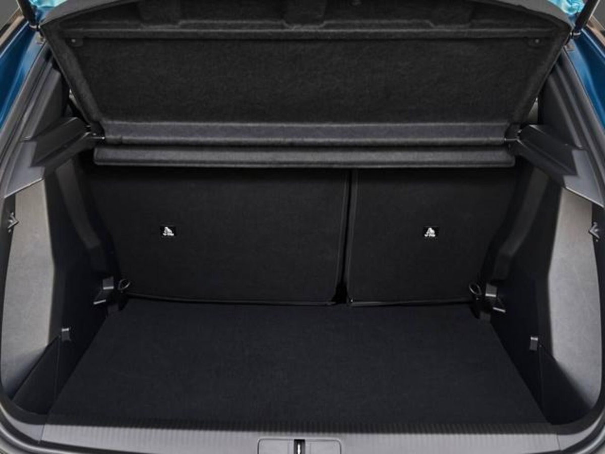 Peugeot 2008 1.2 hybrid Style 145cv e-dcs6 (7)