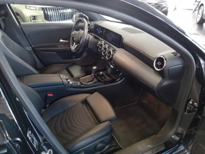 Mercedes-Benz Classe A Sedan 180 4p. Sport (14)