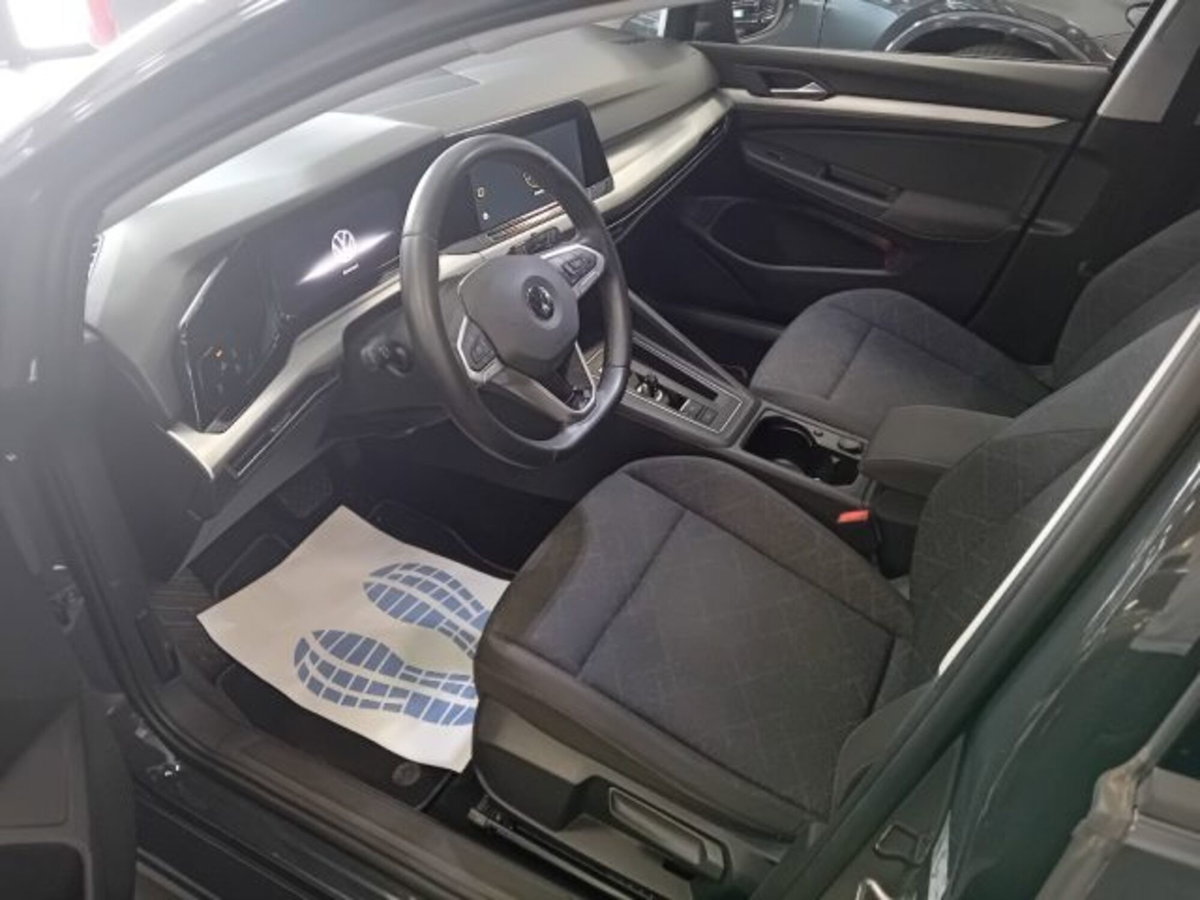 Volkswagen Golf Variant 1.0 eTSI EVO DSG Life (11)