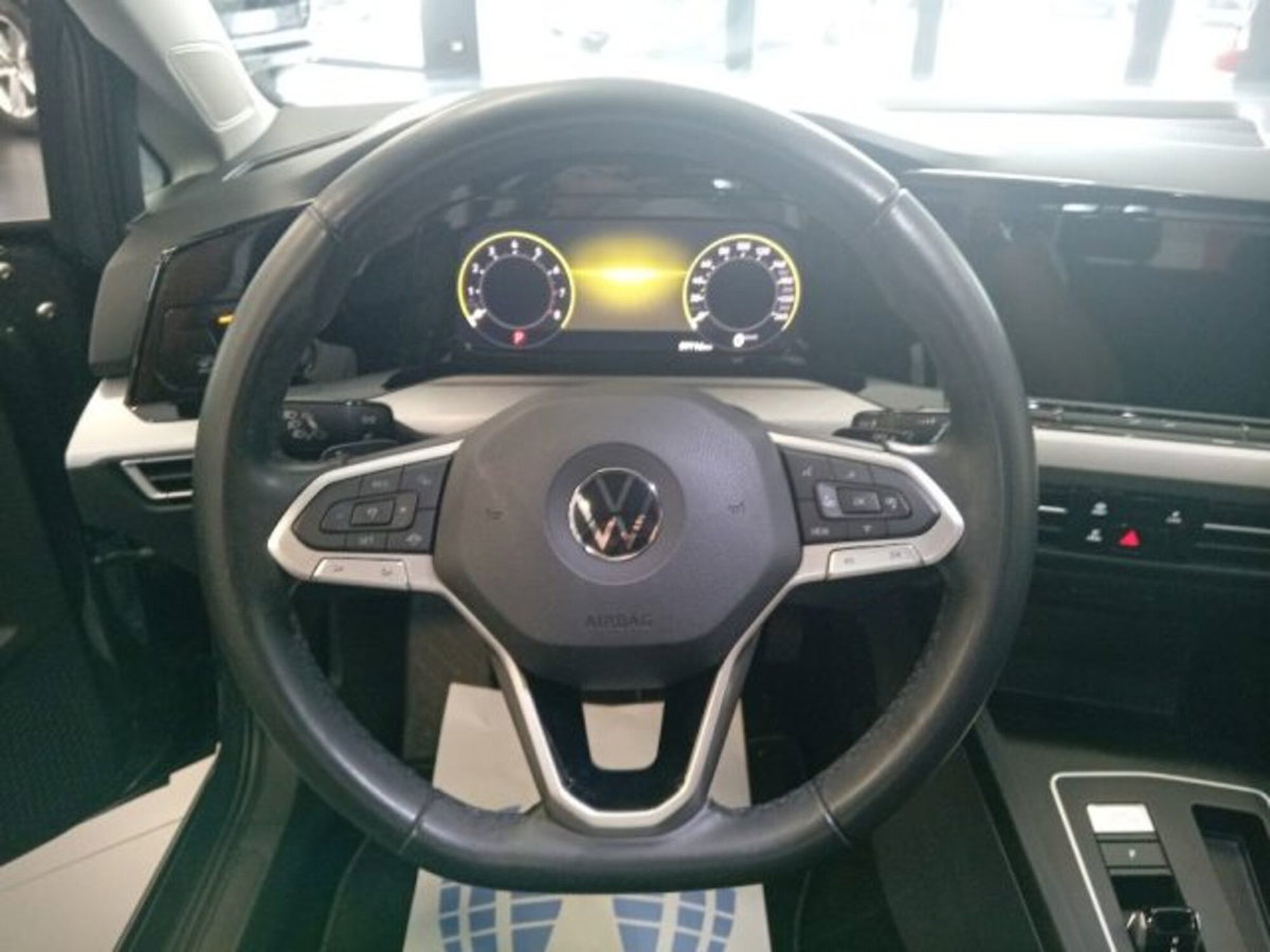 Volkswagen Golf Variant 1.0 eTSI EVO DSG Life (15)