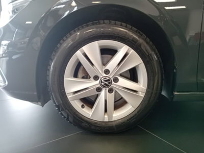 Volkswagen Golf Variant 1.0 eTSI EVO DSG Life (5)