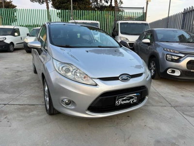 Ford Fiesta 1.4 TDCi 68CV 5 porte Titanium (2)