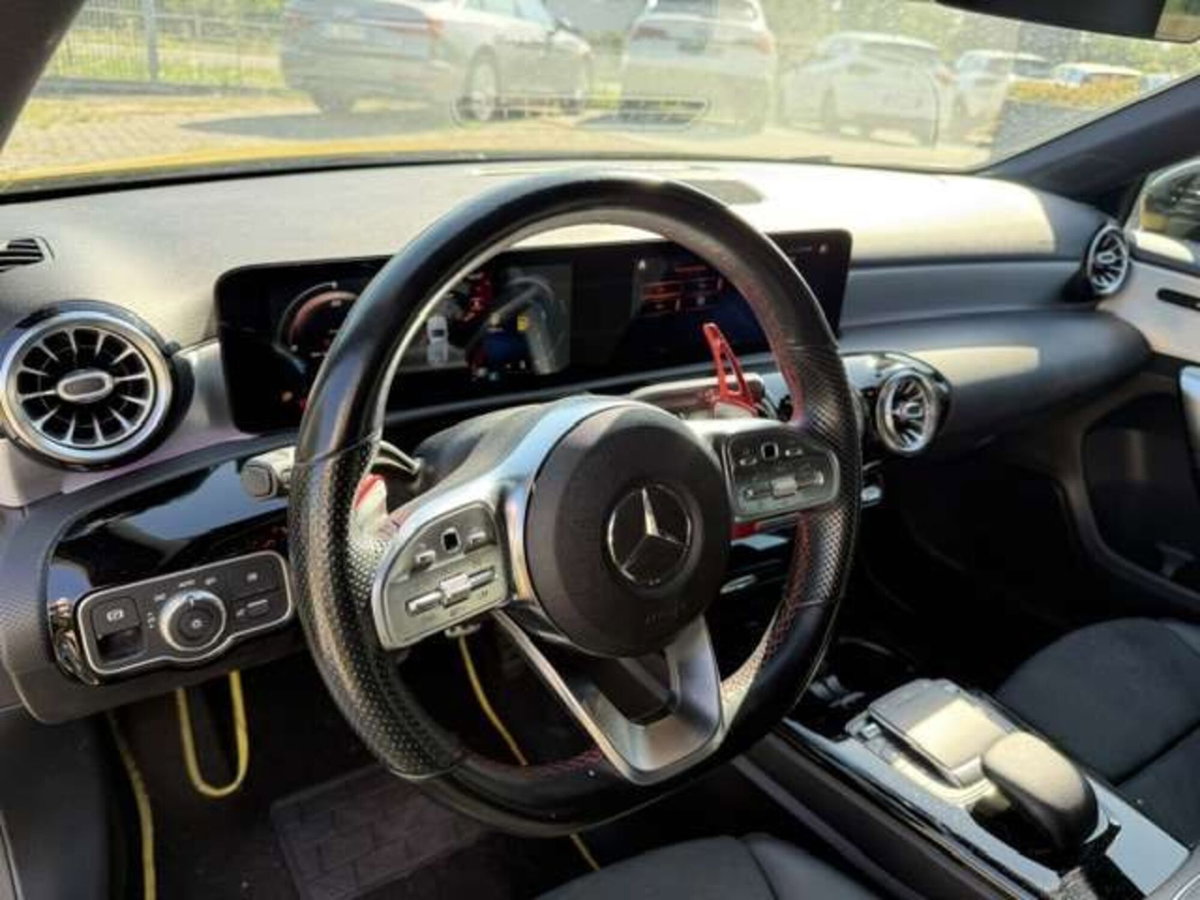 Mercedes-Benz Classe A 200 d AMG Line Premium Plus auto (7)