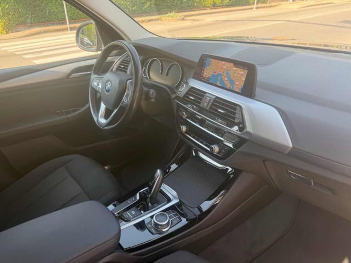 BMW X3 xDrive20d 48V Business Advantage (8)
