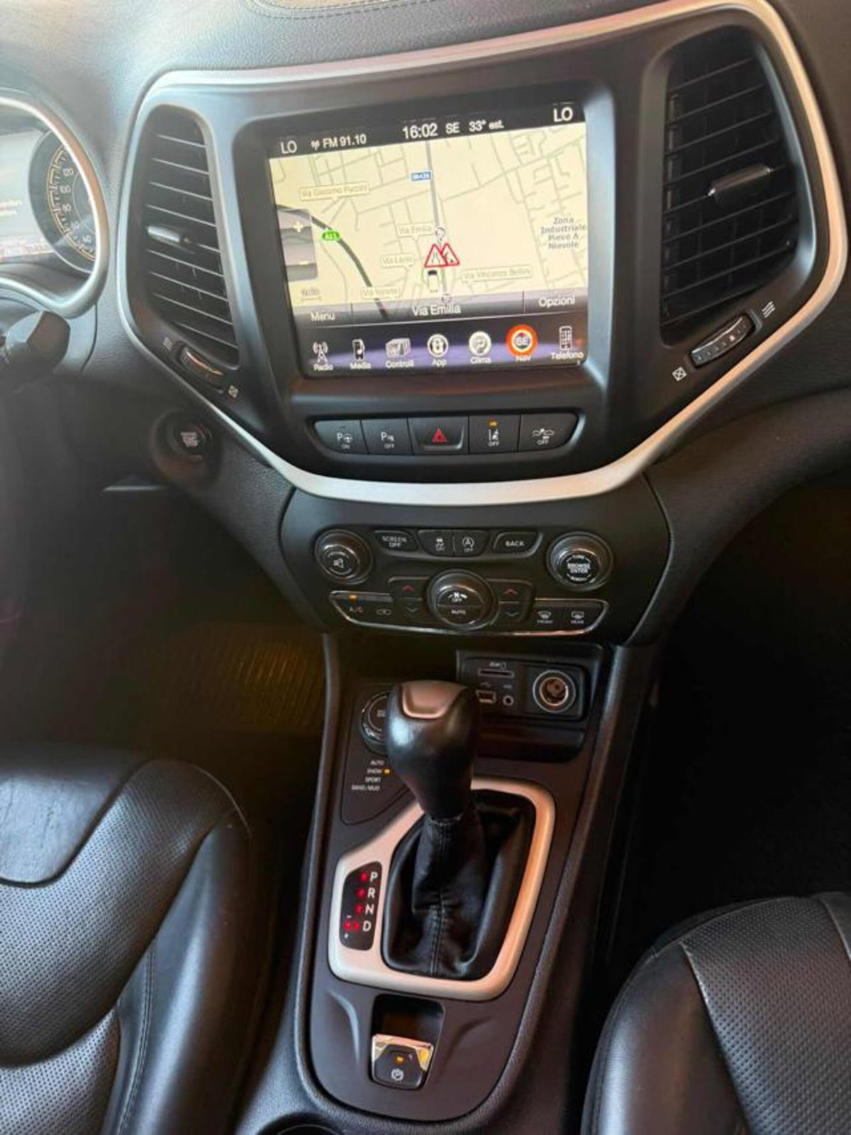 Jeep Cherokee 2.2 Mjt II 4WD Active Drive II Overland (11)