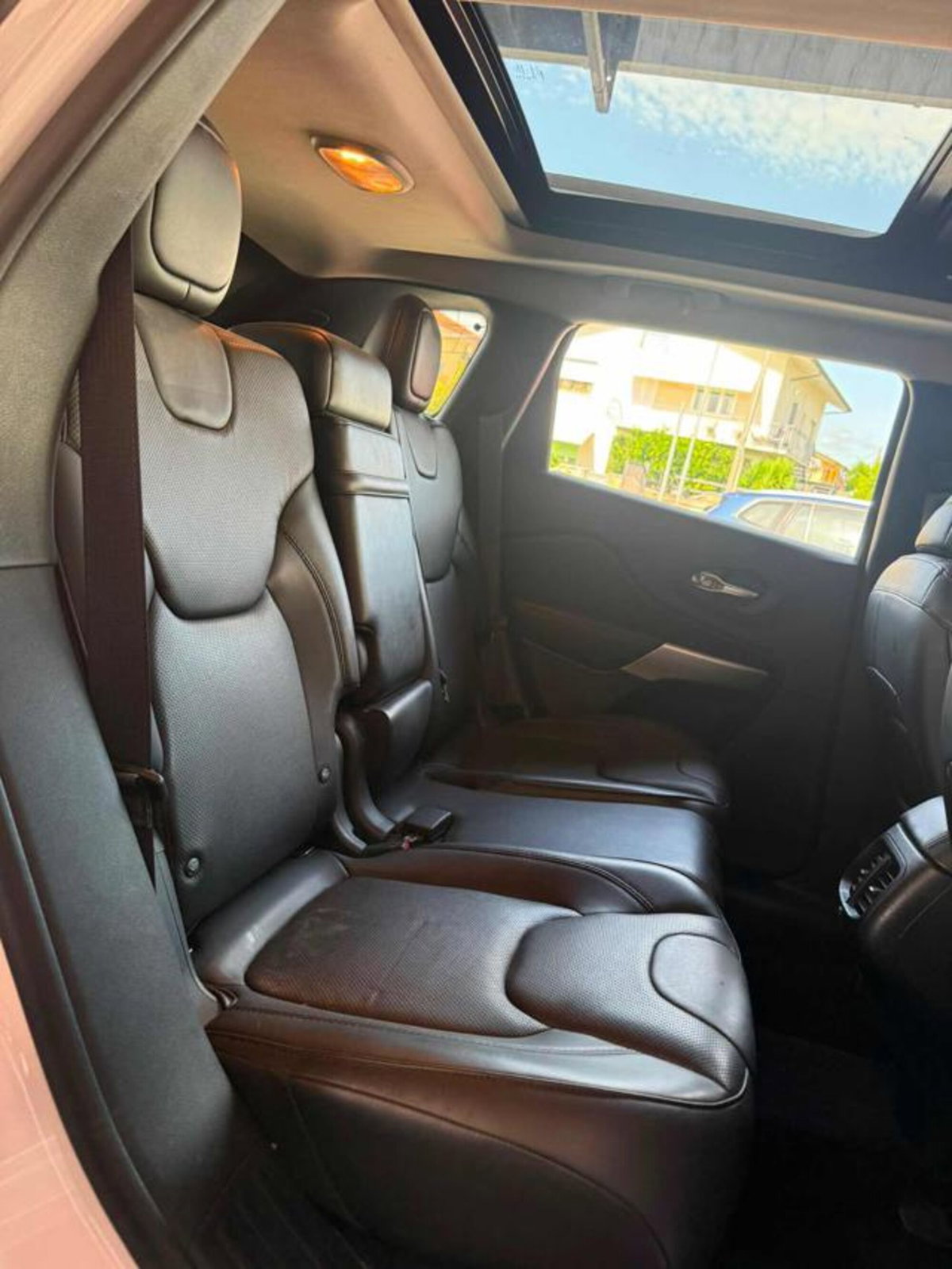 Jeep Cherokee 2.2 Mjt II 4WD Active Drive II Overland (12)