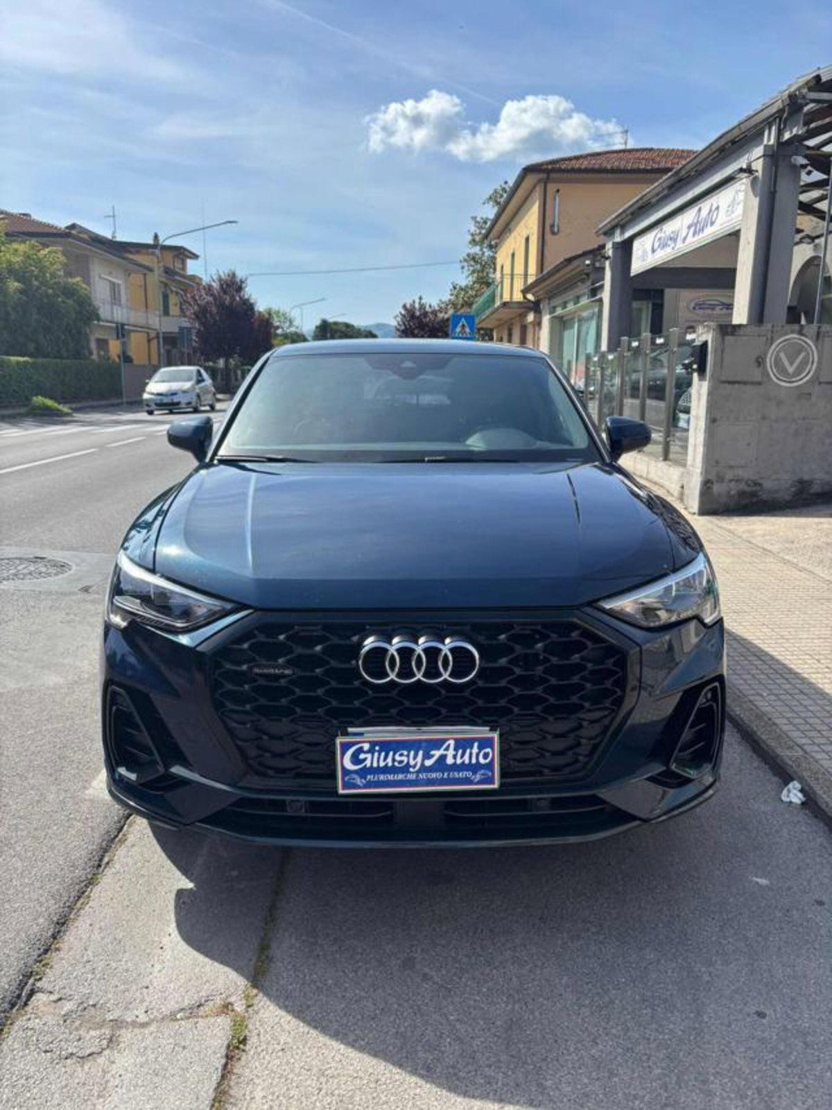 Audi Q3 Sportback 40 TDI quattro S tronic S line edition (2)