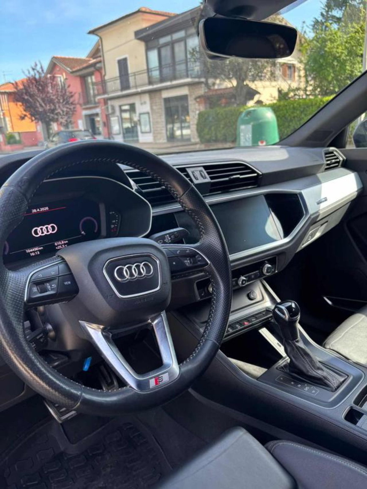 Audi Q3 Sportback 40 TDI quattro S tronic S line edition (8)