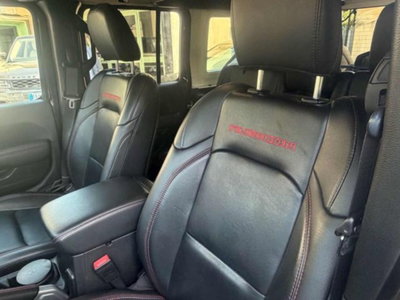 Jeep Wrangler Unlimited 2.2 Mjt II Rubicon (11)