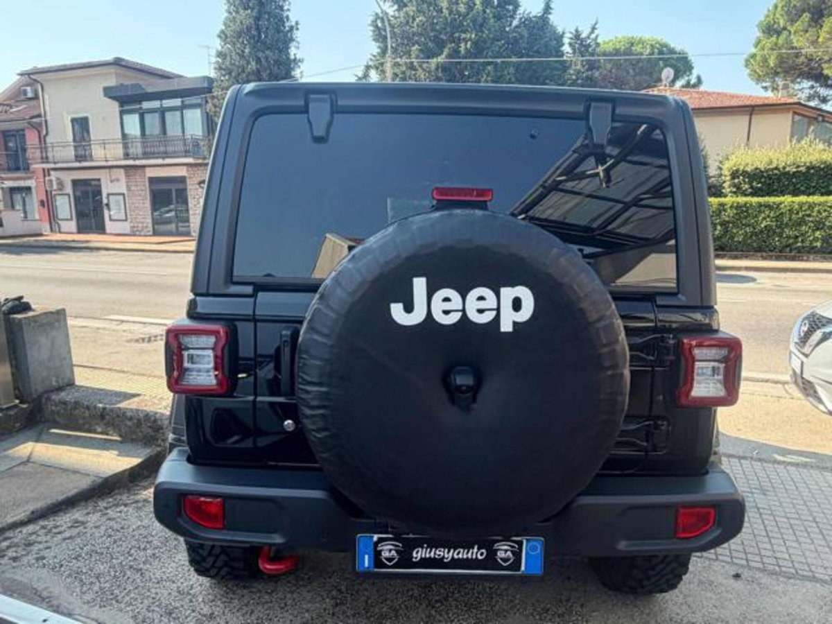 Jeep Wrangler Unlimited 2.2 Mjt II Rubicon (5)
