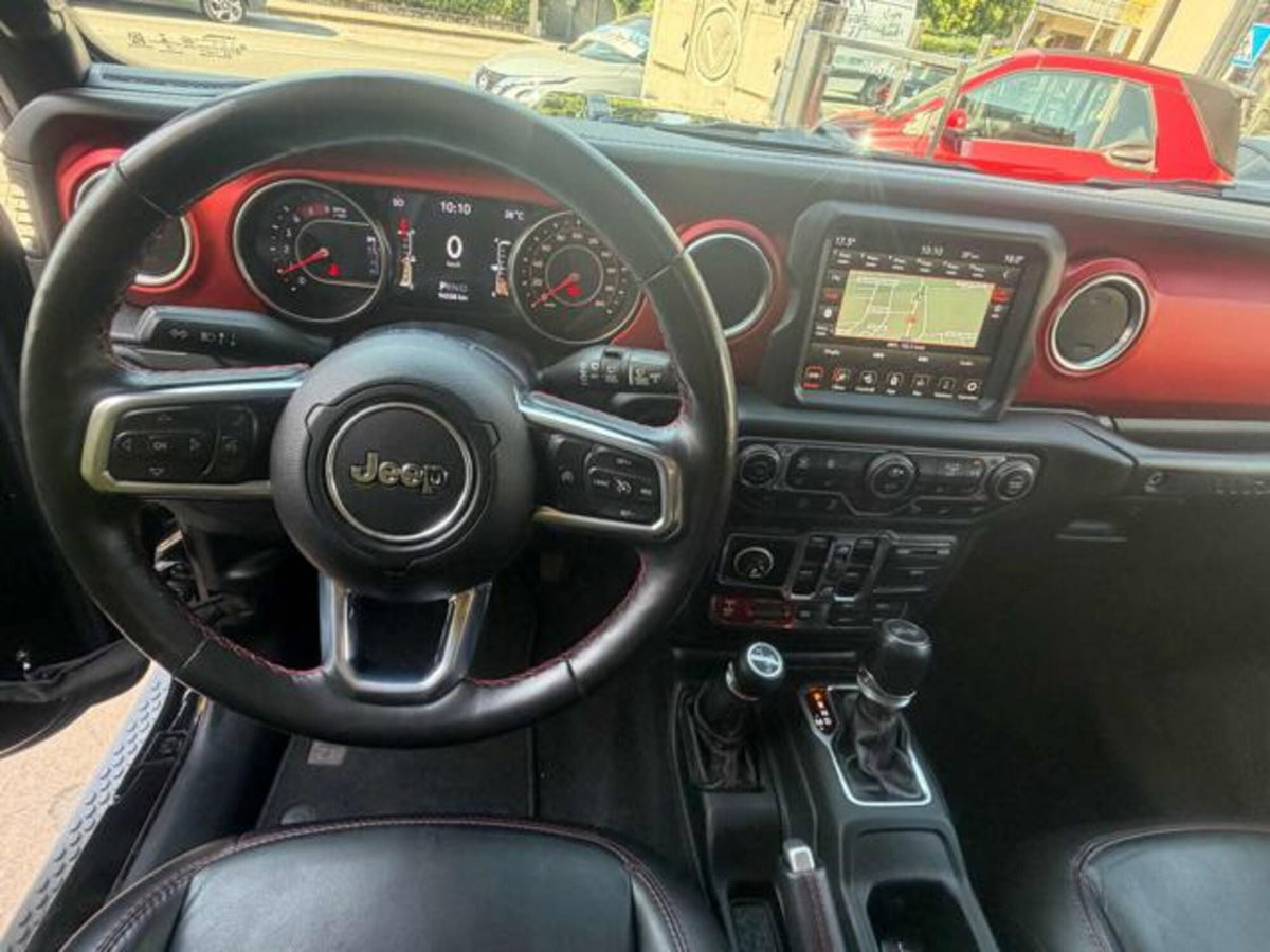 Jeep Wrangler Unlimited 2.2 Mjt II Rubicon (9)